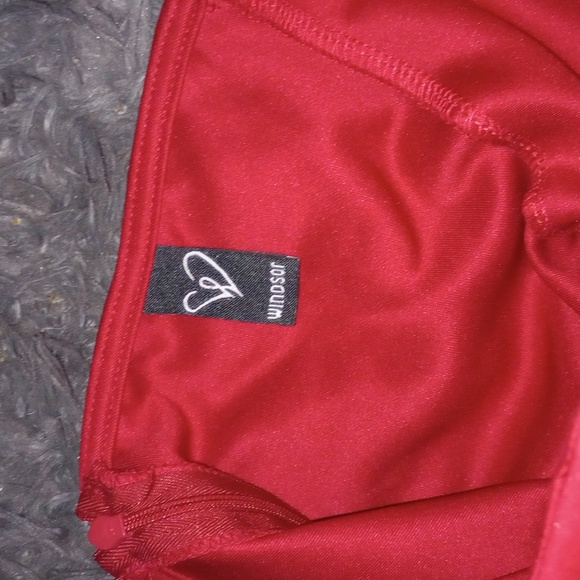 Red Dress - Picture 2 of 4